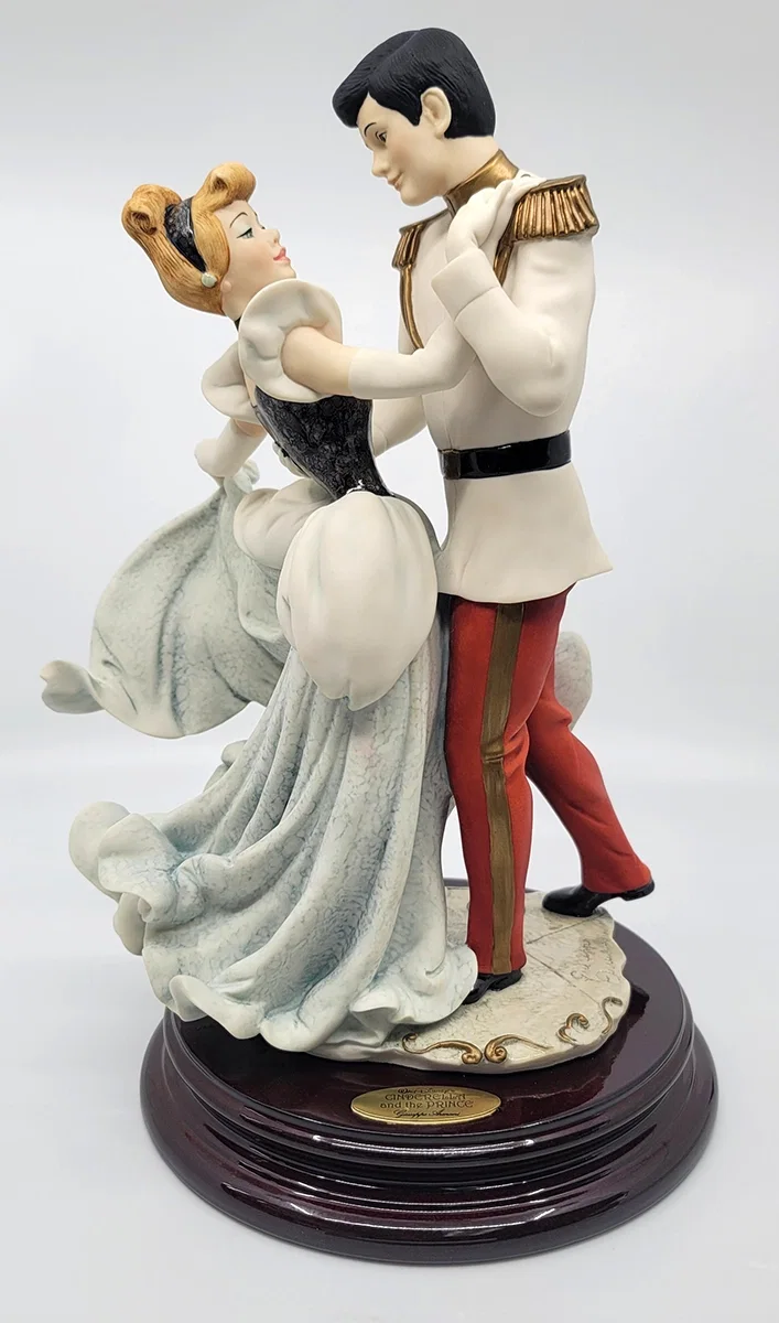 Cinderella And Prince 1997 Disneyana Convention Artist Signed by Giuseppe Armani — Sculpture
