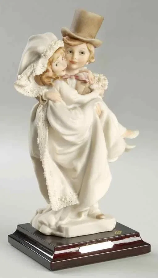 Just Married by Giuseppe Armani — Sculpture