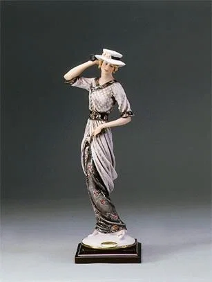 Kathy-Novecento by Giuseppe Armani