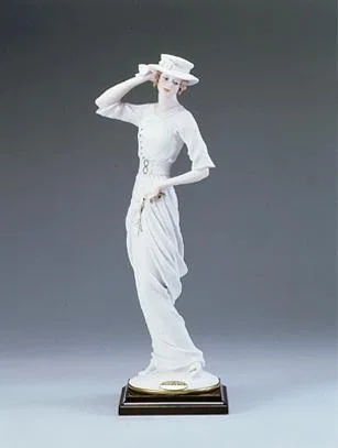 Kathy-Novecento by Giuseppe Armani — Sculpture