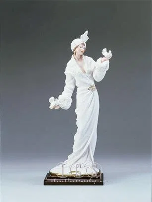 Eleanora by Giuseppe Armani — Sculpture