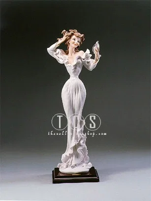 So Pretty Avantgarde by Giuseppe Armani