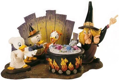 Trick Or Treat Witch Hazel Brewing Up Trouble Complete Set by WDCC Disney Classics — Porcelain Figurine