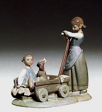 Girl With Wheelbarrow 1973-81 by Lladro — Porcelain Figurine