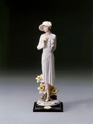 Daffodil by Giuseppe Armani — Sculpture