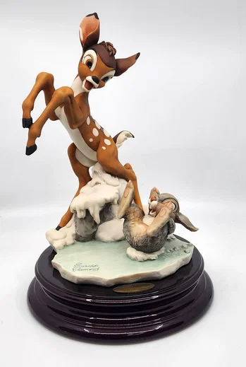 Women in art Sculpture by Giuseppe Armani—strength, beauty, and