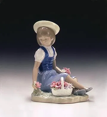 Picking Flowers 1974-98 by Lladro — Porcelain Figurine