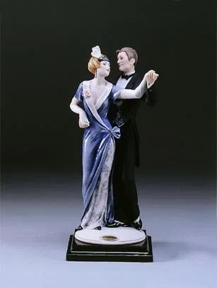Moulin Rouge by Giuseppe Armani — Sculpture