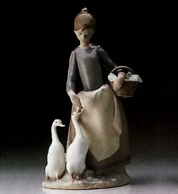 LLADRO　リヤドロ【農場で(On The Farm）Ｈ36　リアドロＬ610 LLADRO リヤドロ【農場で(On The Farm）H36 リアドロL610 On the