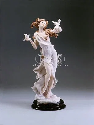 Daphne by Giuseppe Armani