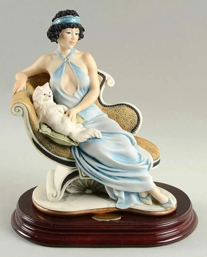 Marianne 97 Event Figurine by Giuseppe Armani — Sculpture