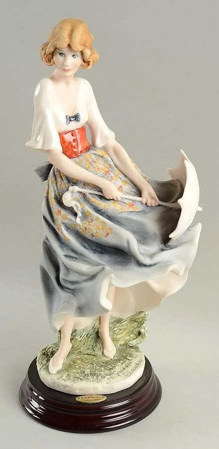 Mariah 2001 Figurine by Giuseppe Armani — Sculpture