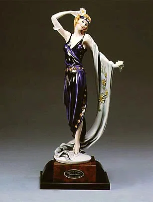 Innocence (DANCE OF THE FLOWERS) by Giuseppe Armani — Sculpture