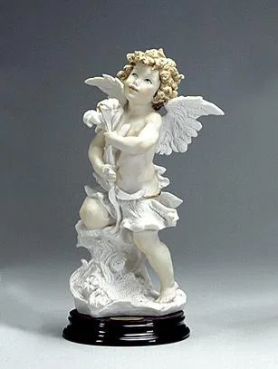 Giuseppe Armani sculptures