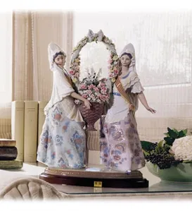 Lladro - Floral Offering