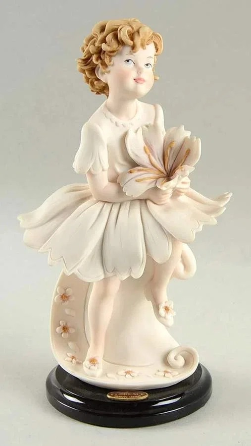Mothers Day 2002 Blossom Time by Giuseppe Armani — Sculpture