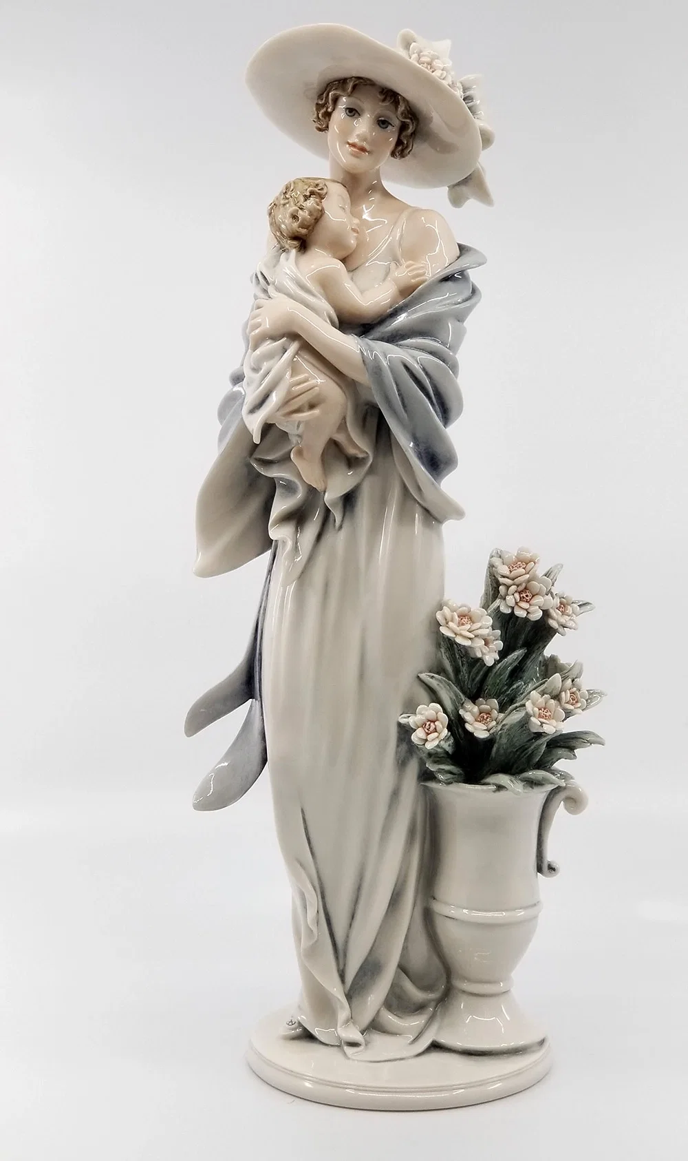 Baby's Love by Giuseppe Armani — Sculpture