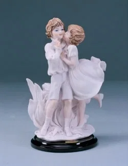 A Little Kiss by Giuseppe Armani — Sculpture