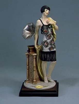 In The Mood by Giuseppe Armani — Sculpture