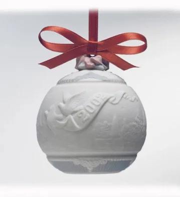 Christmas Ball 2002  Ornament by Lladro — Porcelain Figurine