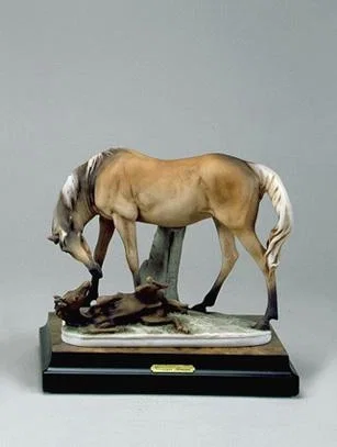 Giuseppe Armani sculptures