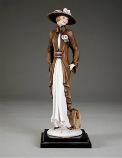 Clarissa by Giuseppe Armani — Sculpture