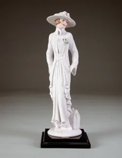 Clarissa by Giuseppe Armani — Sculpture