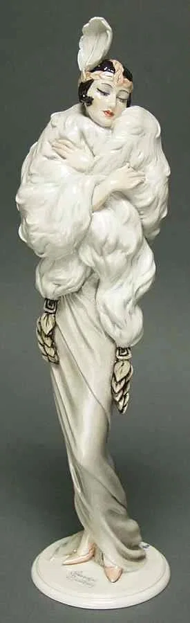 Gwendoline by Giuseppe Armani — Sculpture