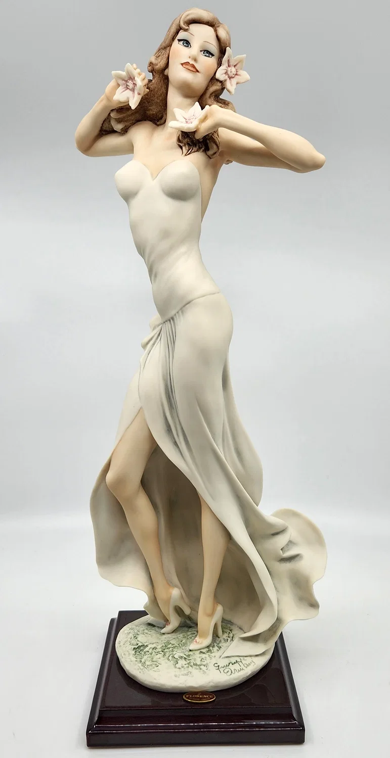 Summer Romance by Giuseppe Armani — Sculpture
