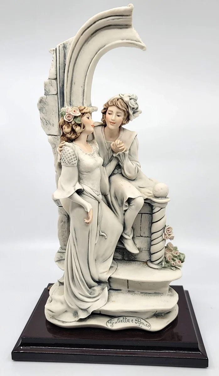 Romeo And Juliet by Giuseppe Armani — Sculpture