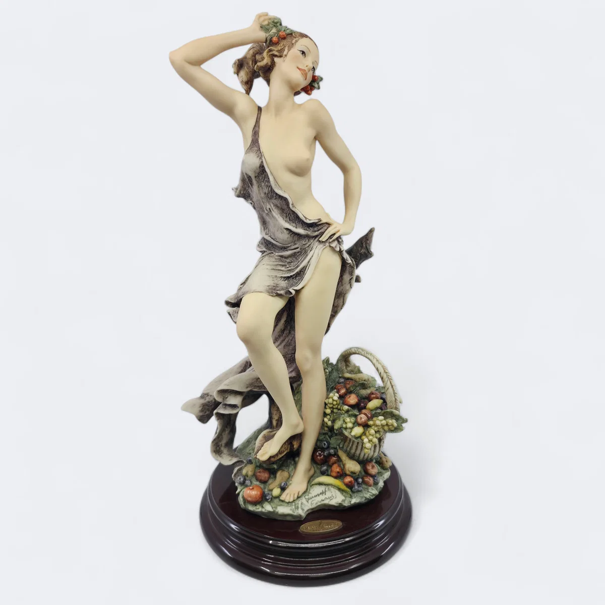 POMONA by Giuseppe Armani — Sculpture