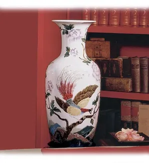 Lladro - Oriental Bird Vase 1     (300)