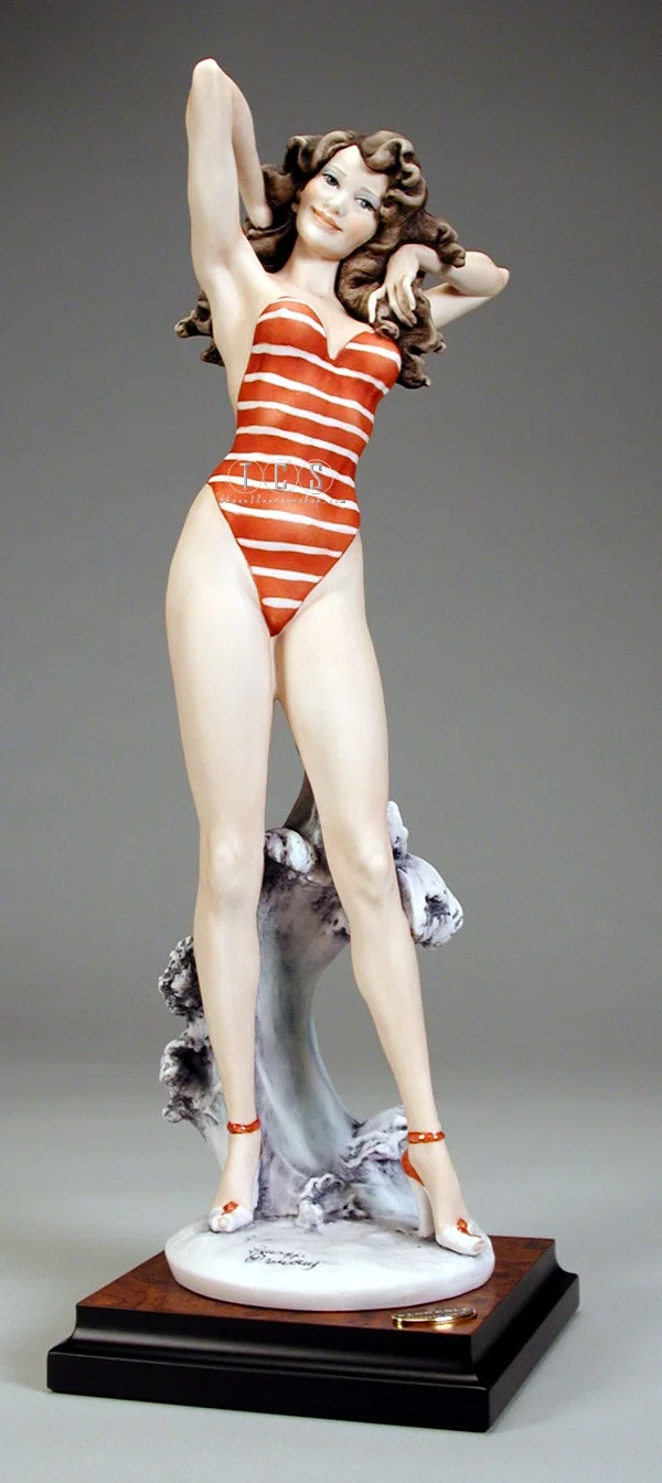 Miss Miami by Giuseppe Armani — Sculpture