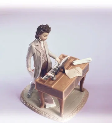 Young Beethoven Le2500 1998-03 by Lladro — Porcelain Figurine