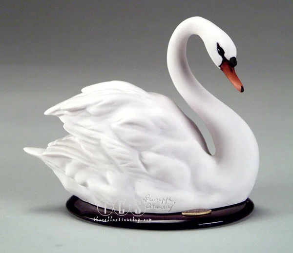 Swan - Left Side by Giuseppe Armani