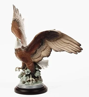 A Symbol Of Freedom 2005-08 by Lladro — Porcelain Figurine