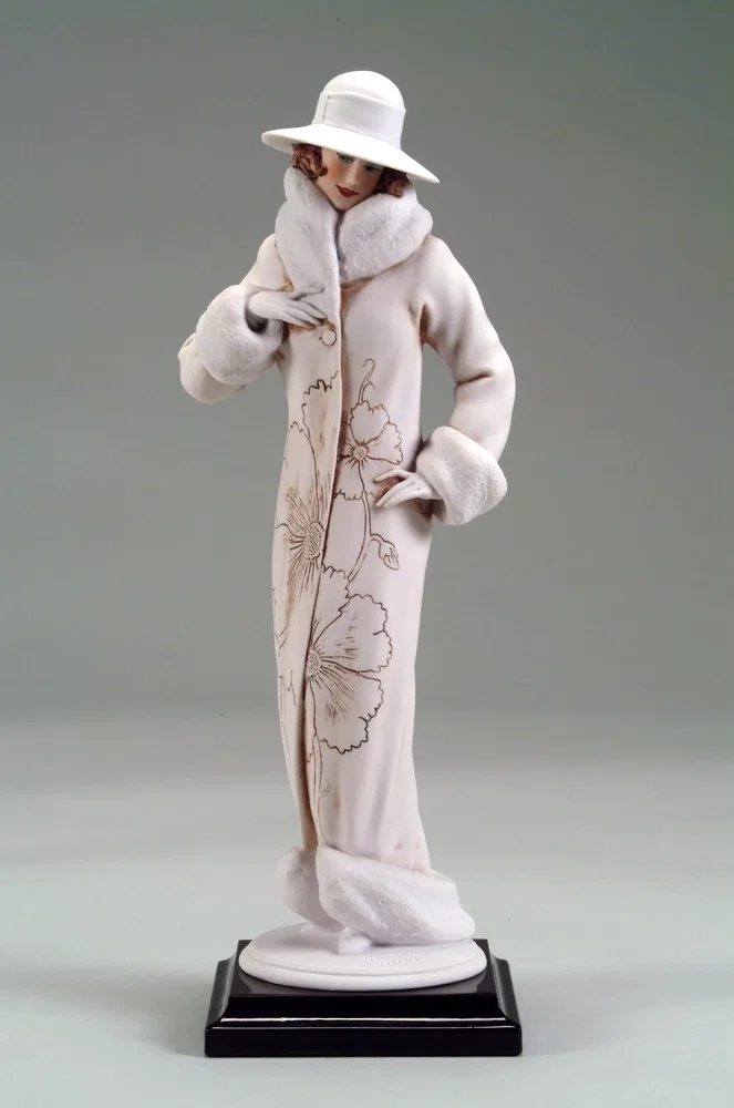 Winter Flowers by Giuseppe Armani — Sculpture
