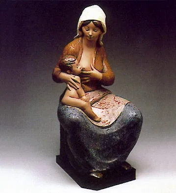 Mother Feeding Baby 1981-85 by Lladro — Porcelain Figurine