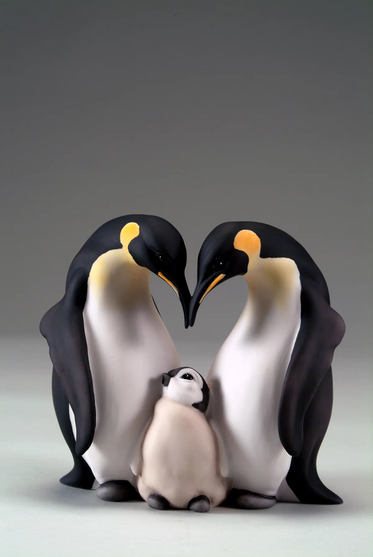 Penguin Family by Giuseppe Armani — Sculpture