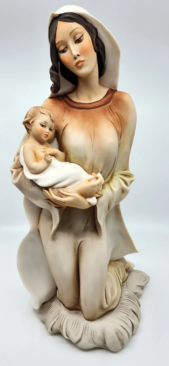 Madonna With Child by Giuseppe Armani — Sculpture