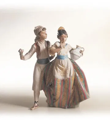 Lladro - Valencian Courtship