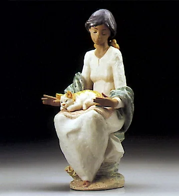 Peaceful Rest 1995-99 by Lladro — Porcelain Figurine