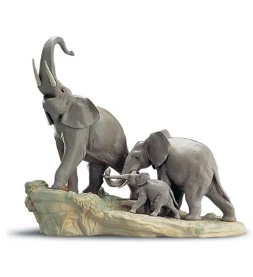 Elephants 1995-01 by Lladro — Porcelain Figurine