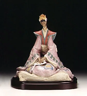 Empress (coloured) 1998-2000 by Lladro — Porcelain Figurine