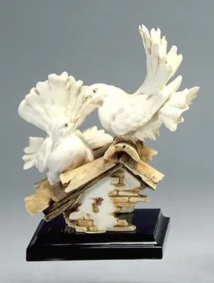 Giuseppe Armani - Doves On Tiling