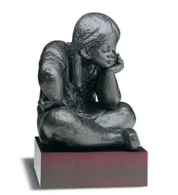 Daydreaming by Lladro — Goyesca Porcelain Figurine