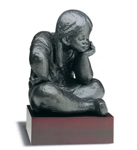 Lladro - Daydreaming