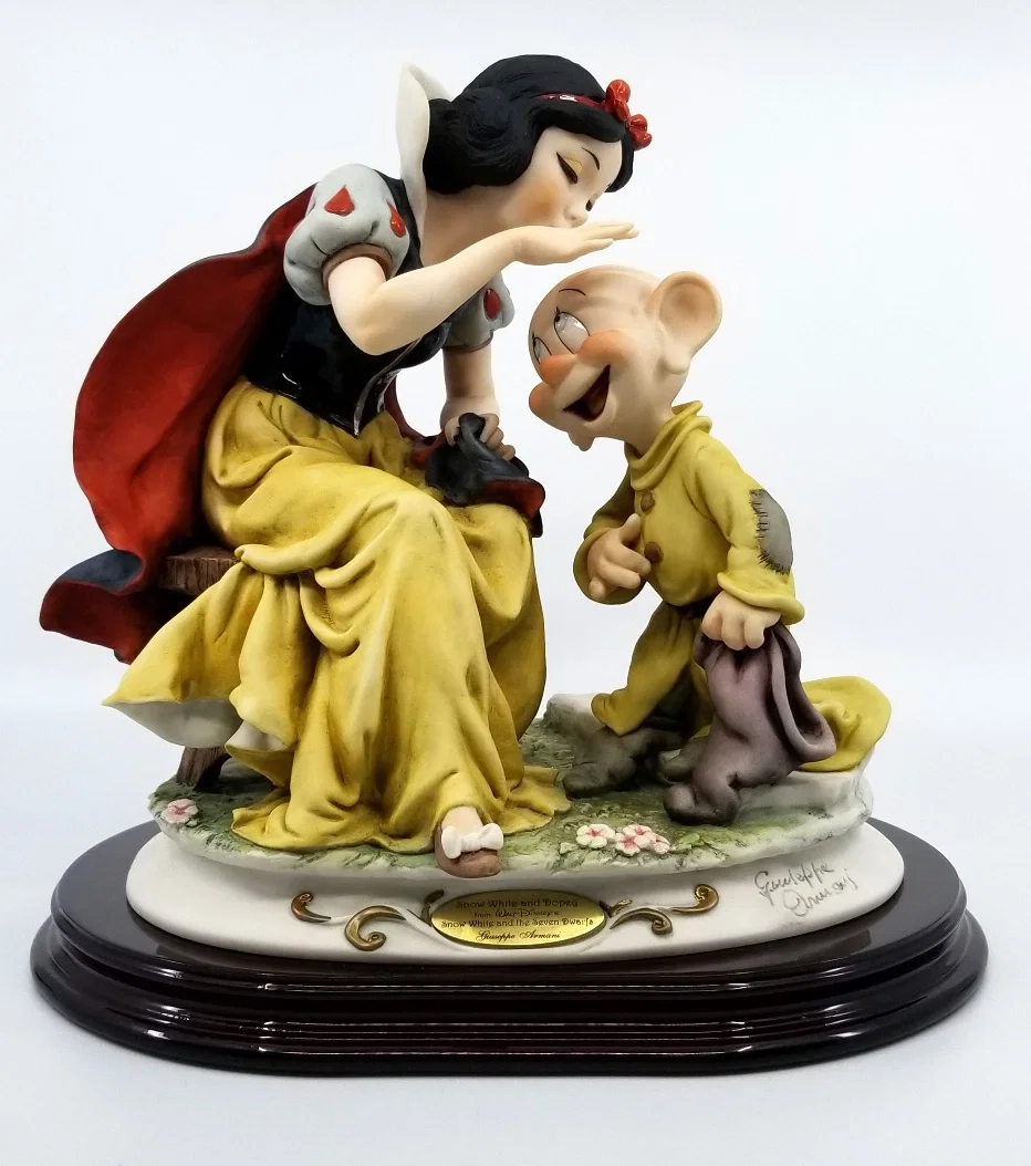 Snow White Kissing Dopey Ltd Ed 1500 by Giuseppe Armani — Sculpture