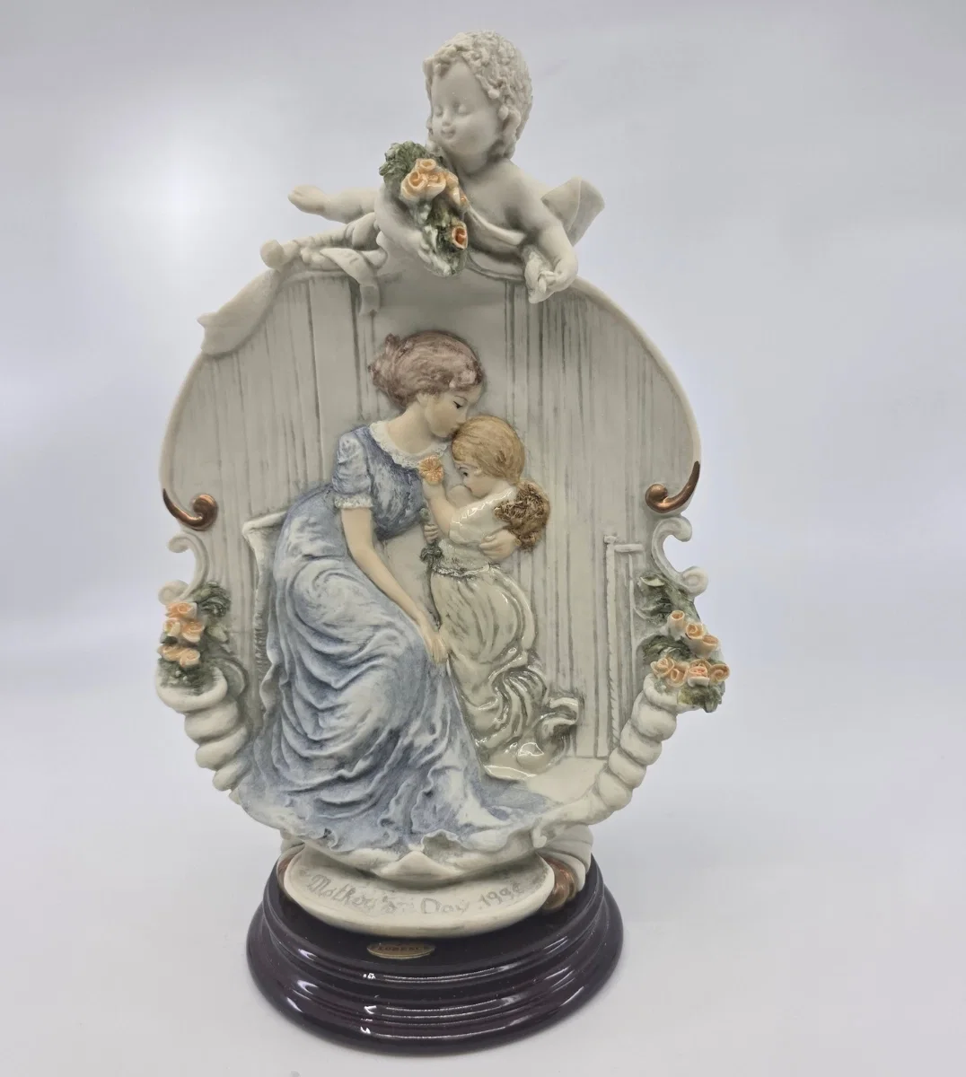 Mothers Day Plaque 1996 by Giuseppe Armani — Sculpture