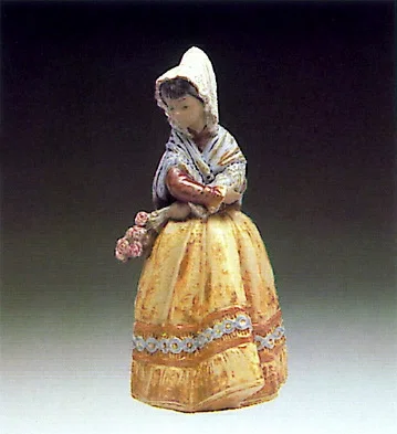 Country-Girl  1978-88 by Lladro — Porcelain Figurine